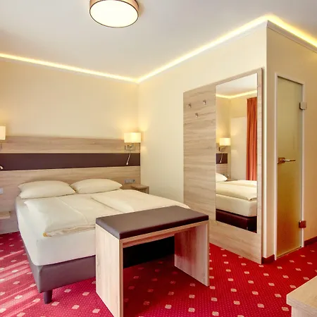 Kriemhild Am Hirschgarten Hotel