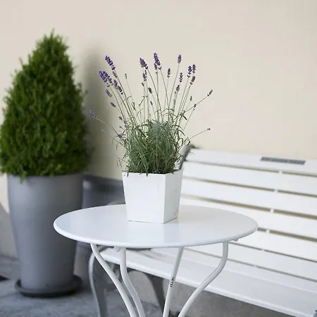 Hotel Kriemhild Am Hirschgarten Monaco di Baviera