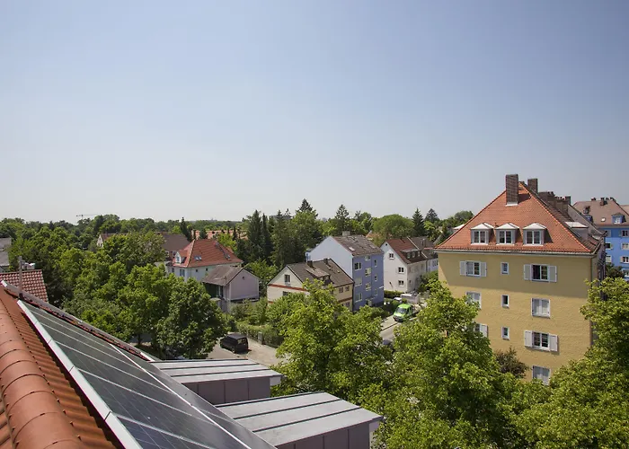 Kriemhild Am Hirschgarten Hotel 3*