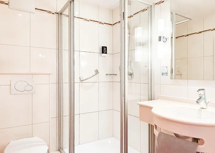 Kriemhild Am Hirschgarten Munich