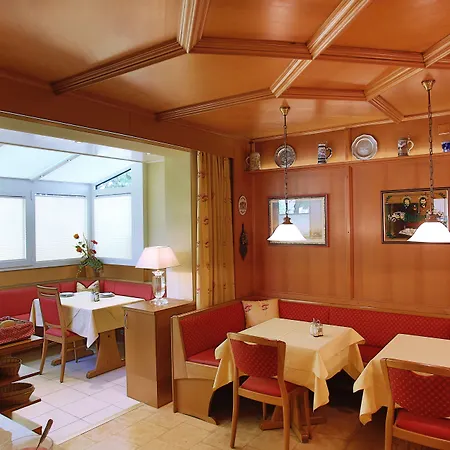 Kriemhild Am Hirschgarten