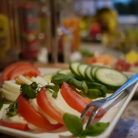 Kriemhild Am Hirschgarten