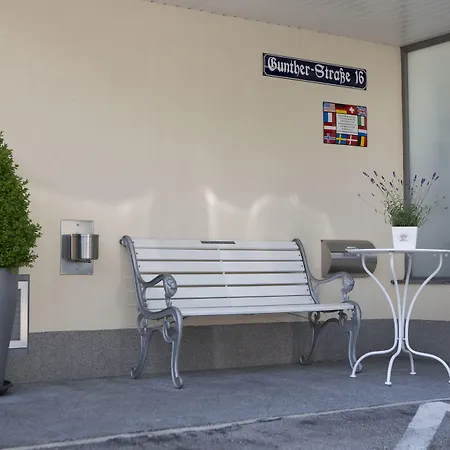 Kriemhild Am Hirschgarten Szálloda 3*