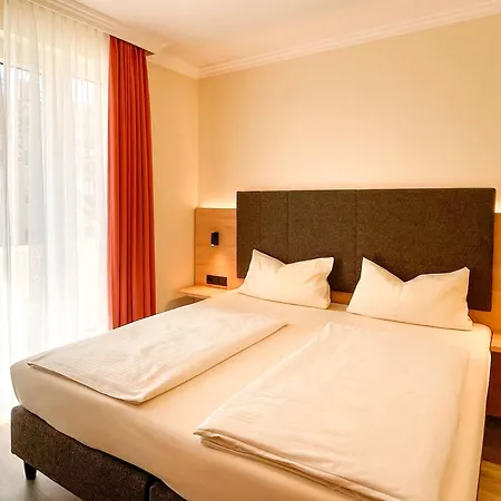 Hotell Kriemhild Am Hirschgarten