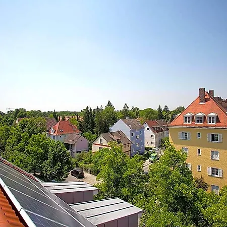 Kriemhild Am Hirschgarten 3* München