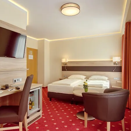Kriemhild Am Hirschgarten Hotell München