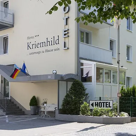 Kriemhild Am Hirschgarten Hotell München