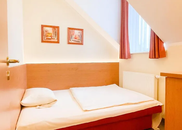 科瑞姆希尔德西斯嘉登酒店 酒店