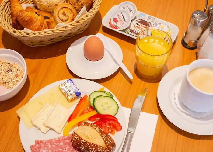 Kriemhild Am Hirschgarten Hotel