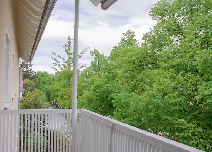 Kriemhild Am Hirschgarten 3* München