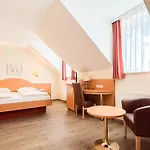 Hotell Kriemhild Am Hirschgarten