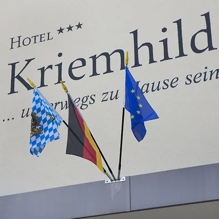 Kriemhild Am Hirschgarten מלון 3*
