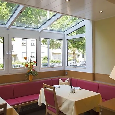 Hotell Kriemhild Am Hirschgarten